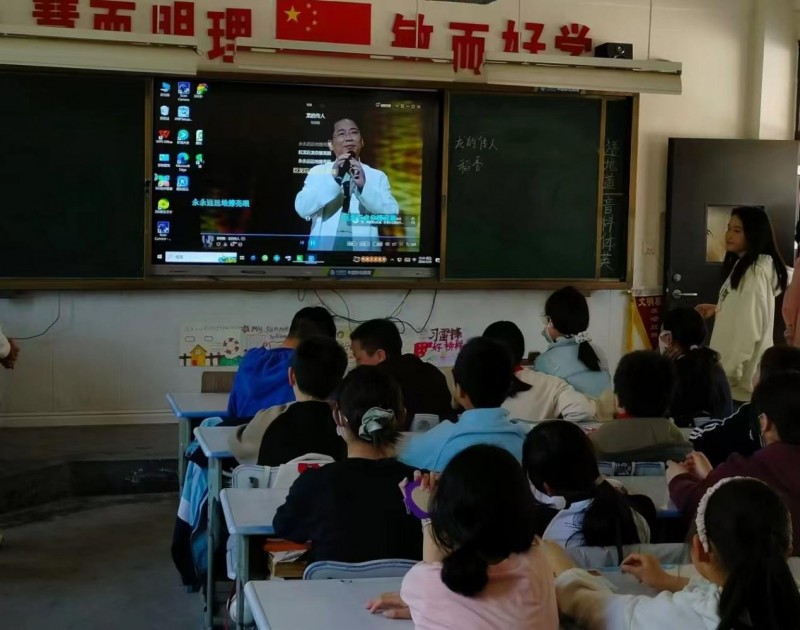 三下鄉(xiāng)|西安建筑科技大學(xué)信控學(xué)院“情暖童心”實(shí)踐團(tuán)隊(duì)于7月20日赴陜西省西安市鄠