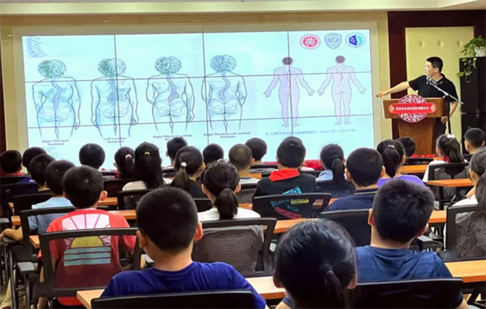 灰雀實(shí)踐團(tuán)：以身為媒，用科普打開生命之窗