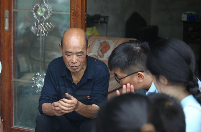 重外院學(xué)子三下鄉(xiāng)：“賡續(xù)紅色基因，聚力鄉(xiāng)村振興”