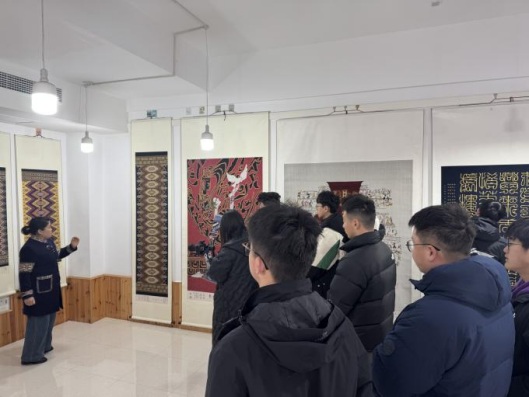 走進(jìn)湘西非遺，探尋民族交融根脈