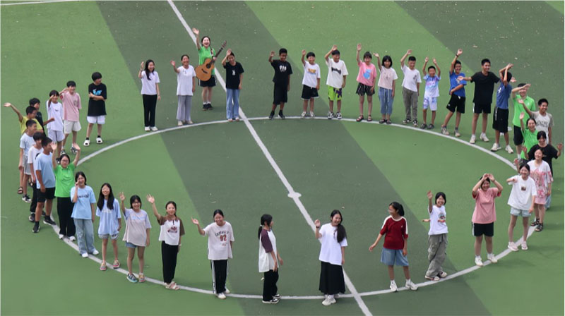 《法律宣講走進(jìn)溈濱中學(xué)，音樂治療點(diǎn)亮法治之光》