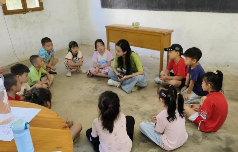 美育潤童心，藝術(shù)筑夢想——華南師范大學柳夏星火實踐團美育系列課程報道