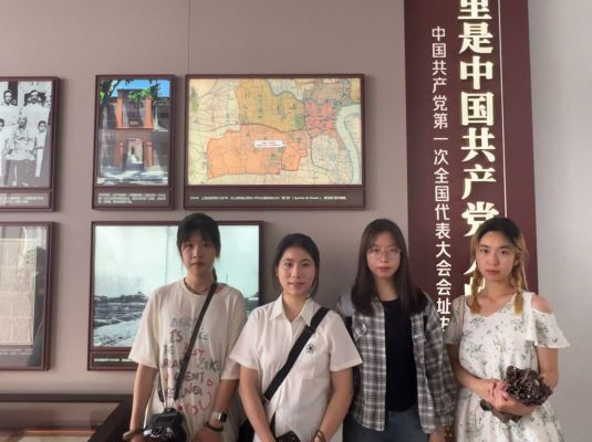”賡續(xù)紅色血脈，砥礪奮進力量”紅色研學實戰(zhàn)-—南通理