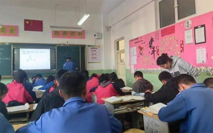 青青倉木，關(guān)愛點(diǎn)亮希望